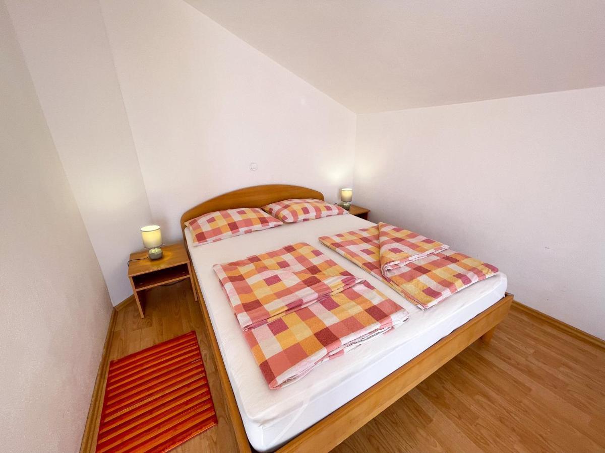 Apartmani Toni Dramalj Esterno foto