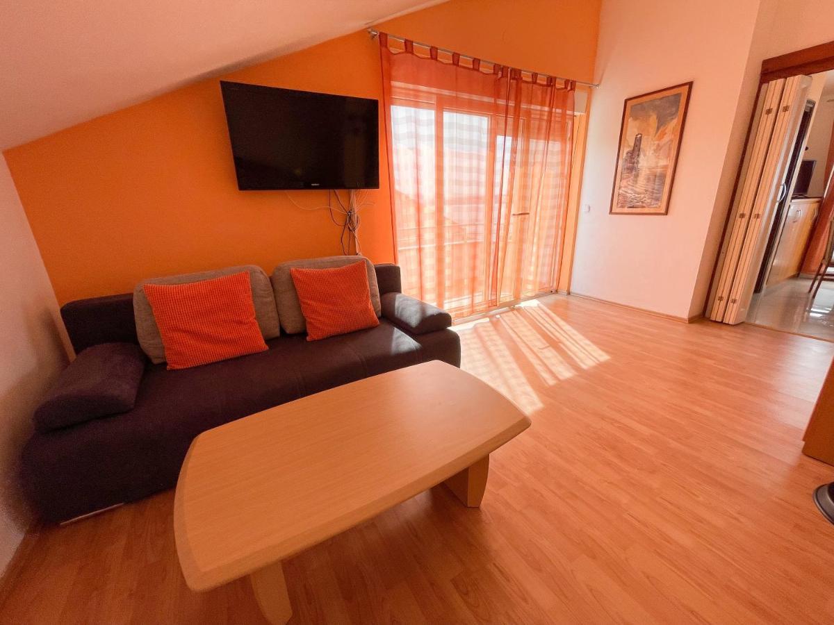 Apartmani Toni Dramalj Esterno foto