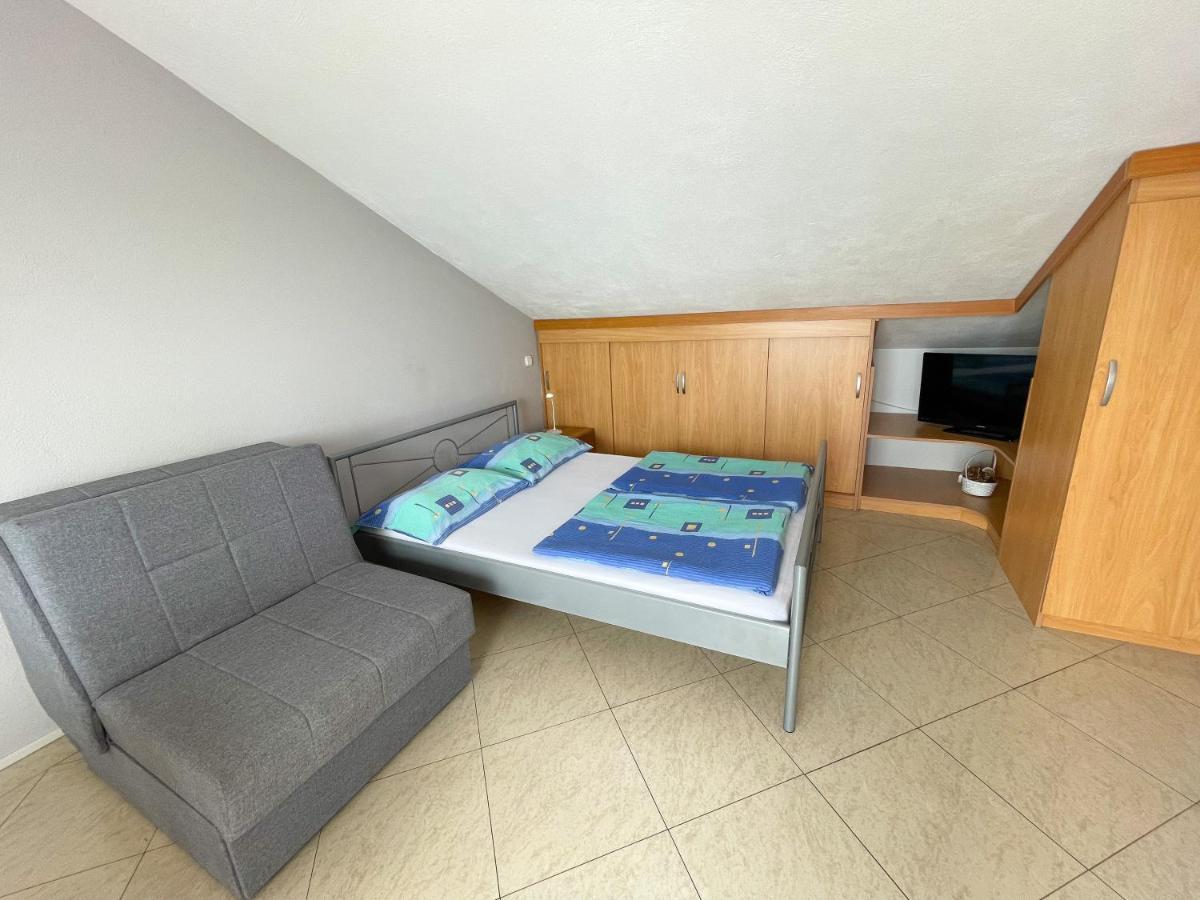 Apartmani Toni Dramalj Esterno foto