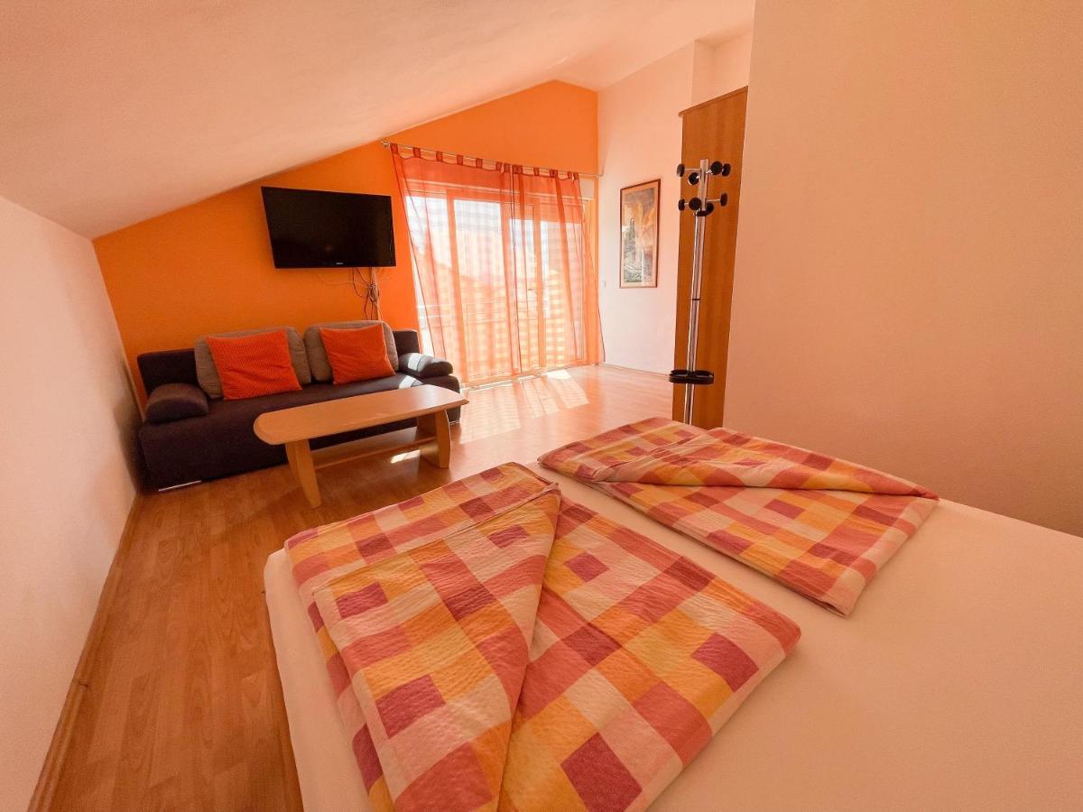 Apartmani Toni Dramalj Esterno foto