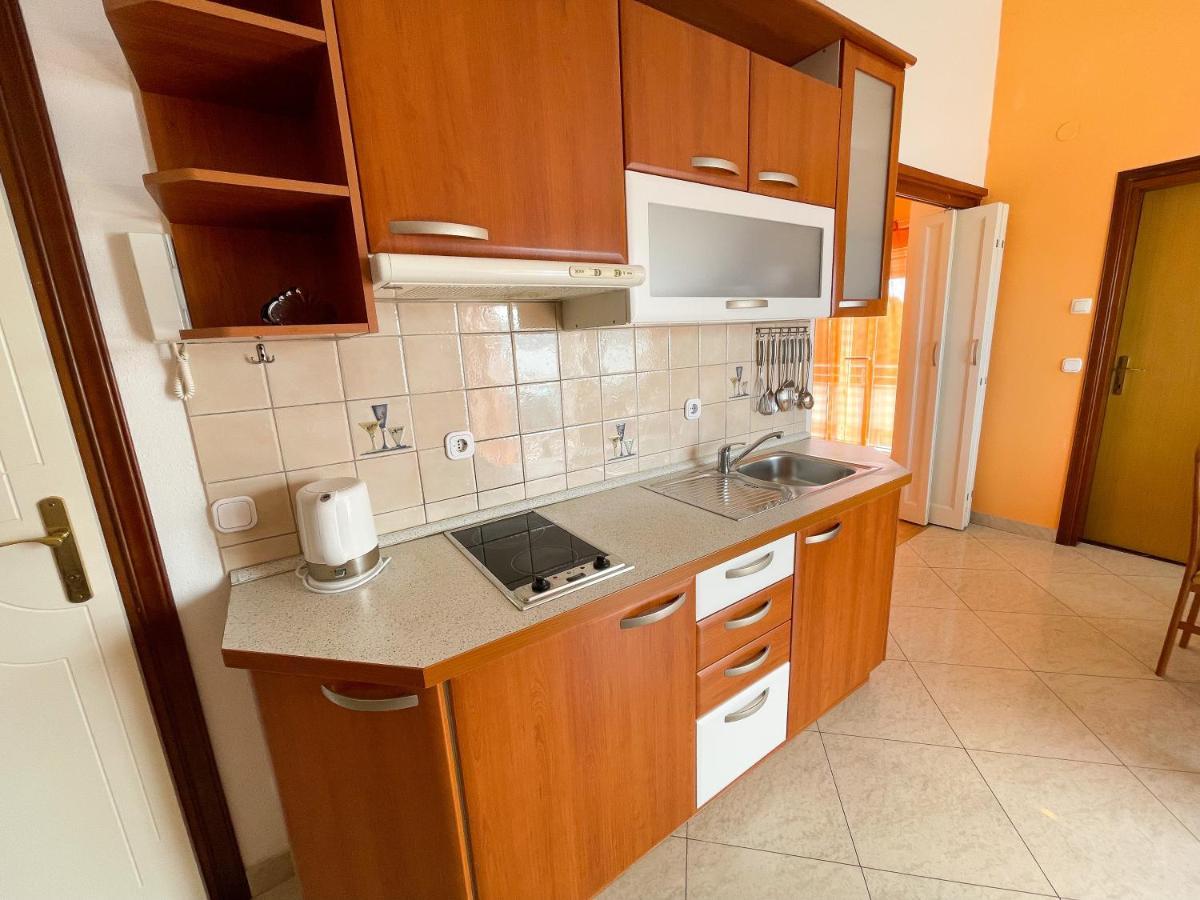 Apartmani Toni Dramalj Esterno foto
